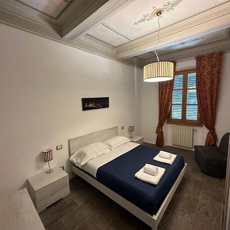Residence Amalia Guelfa Florence Exterior photo